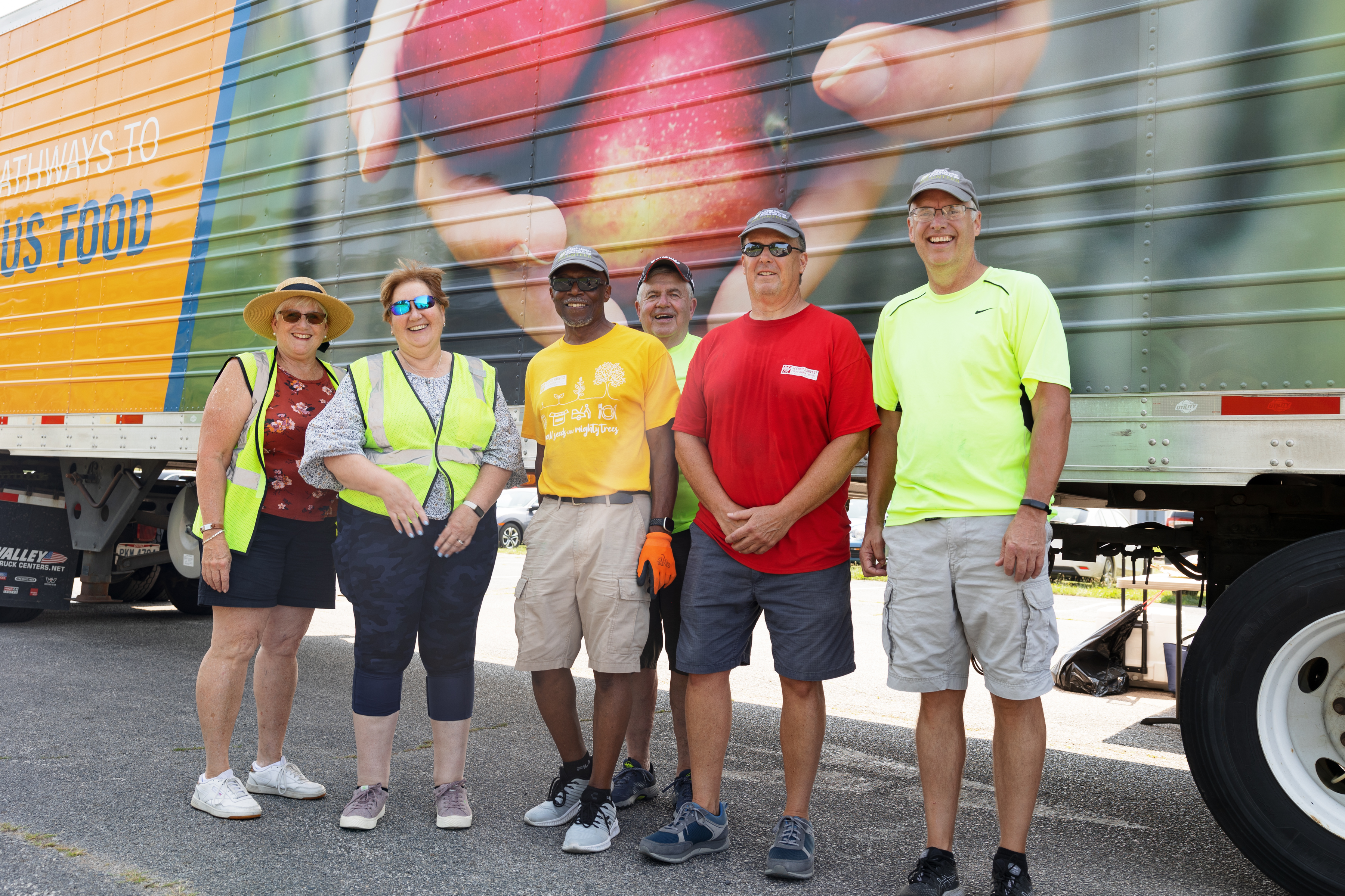 Second Harvest Mobile Pantry Volunteers